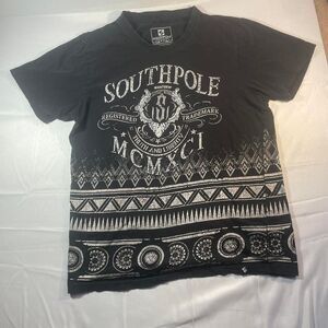 Southpole Men's Black T-shirt